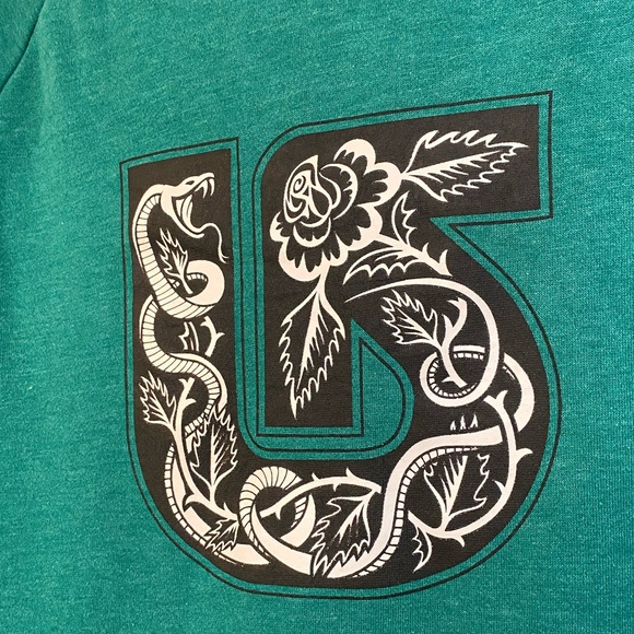 Burton Snake & Rose Hoodie - Picture 3 of 4